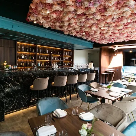 Hotel Meridian 4*