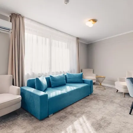 Meridian Hotel 4*
