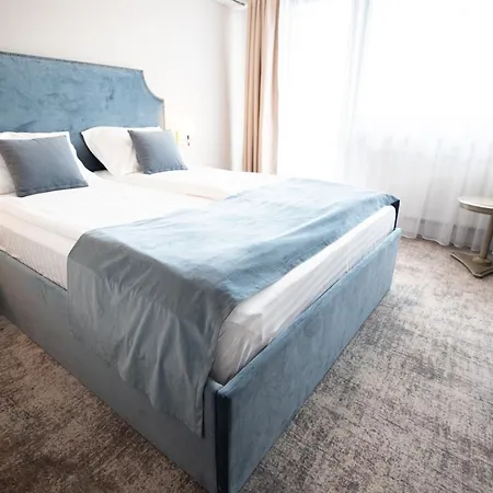 Hotel Meridian 4*