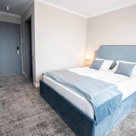 Meridian Hotel