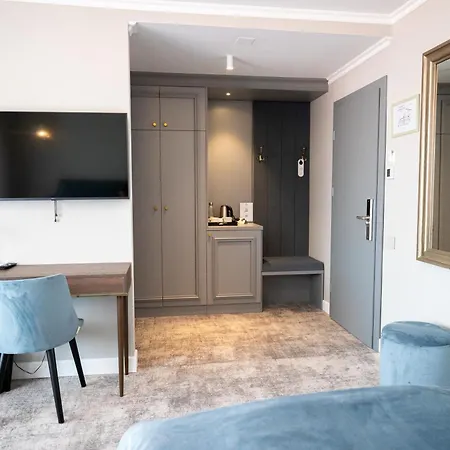 Hotel Meridian