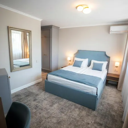 Hotel Meridian