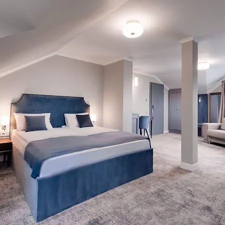 Hotel Meridian